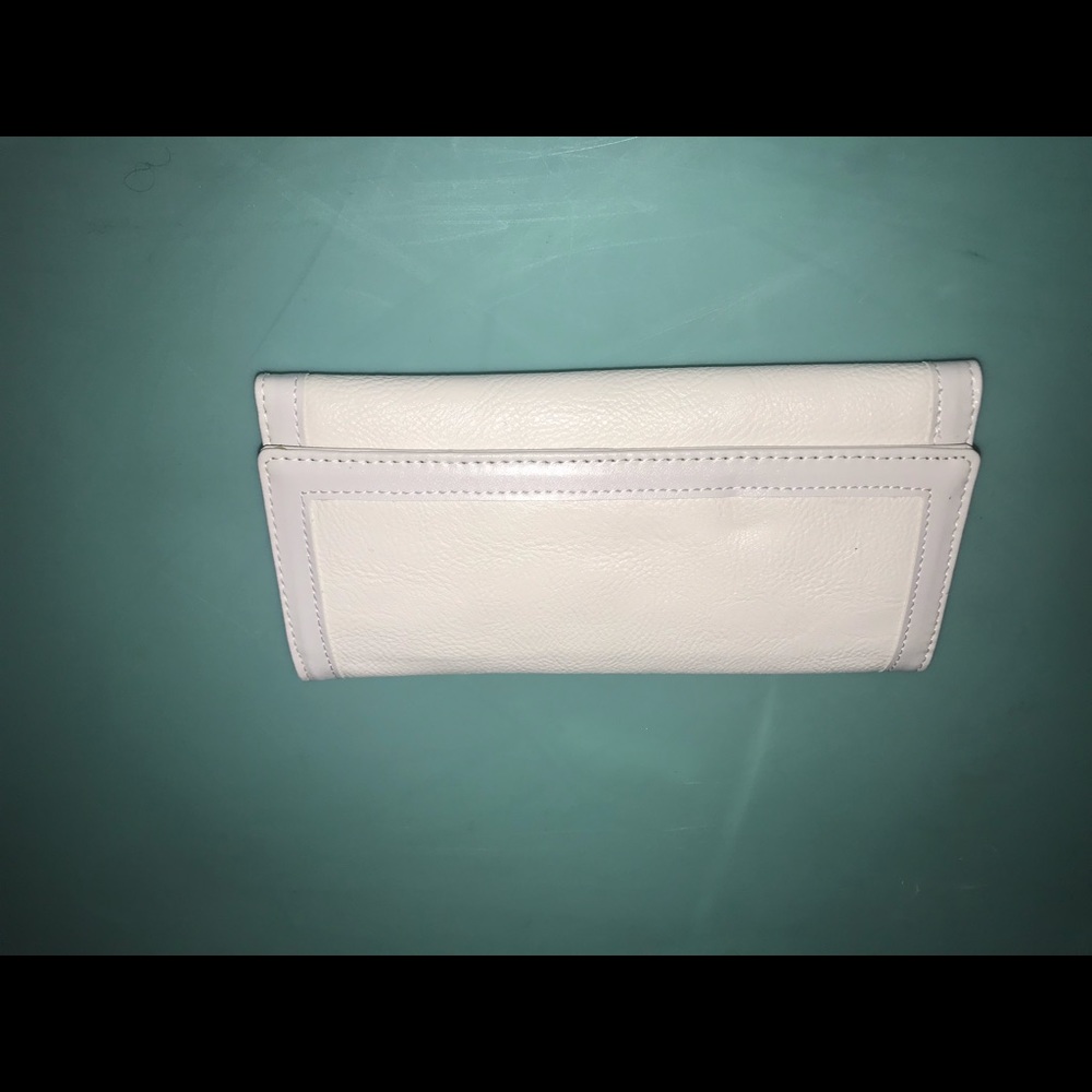 Woman’s Wallet